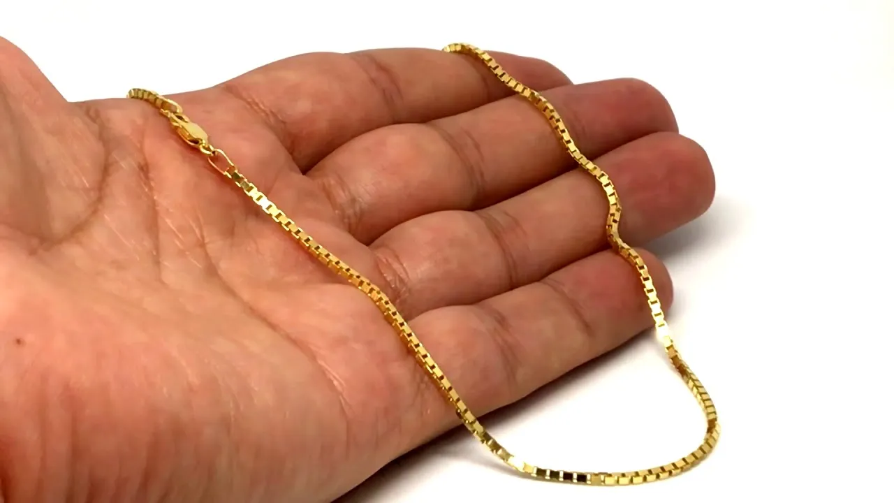 14 karat gold chain displayed at ideal jewelry and loan pawn shop Brockton